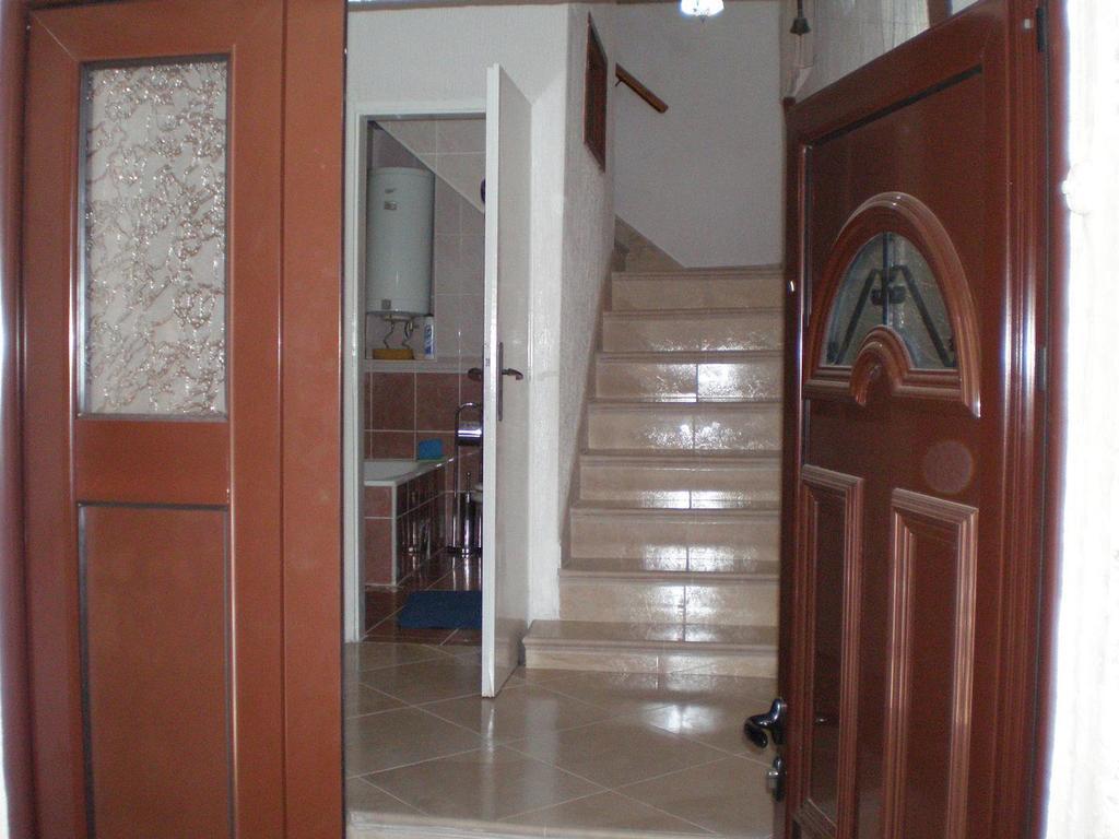 פראסט Holiday Home Stone House מראה חיצוני תמונה
